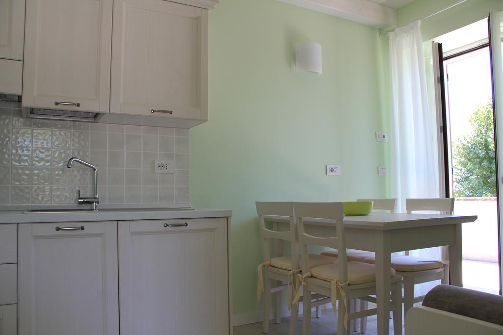 Villa Carolina Domaso Room photo